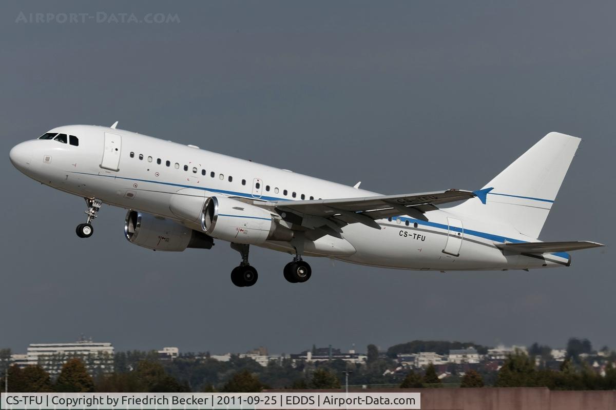 CS-TFU, 2005 Airbus A319-115LR C/N 2440, departure via RW25