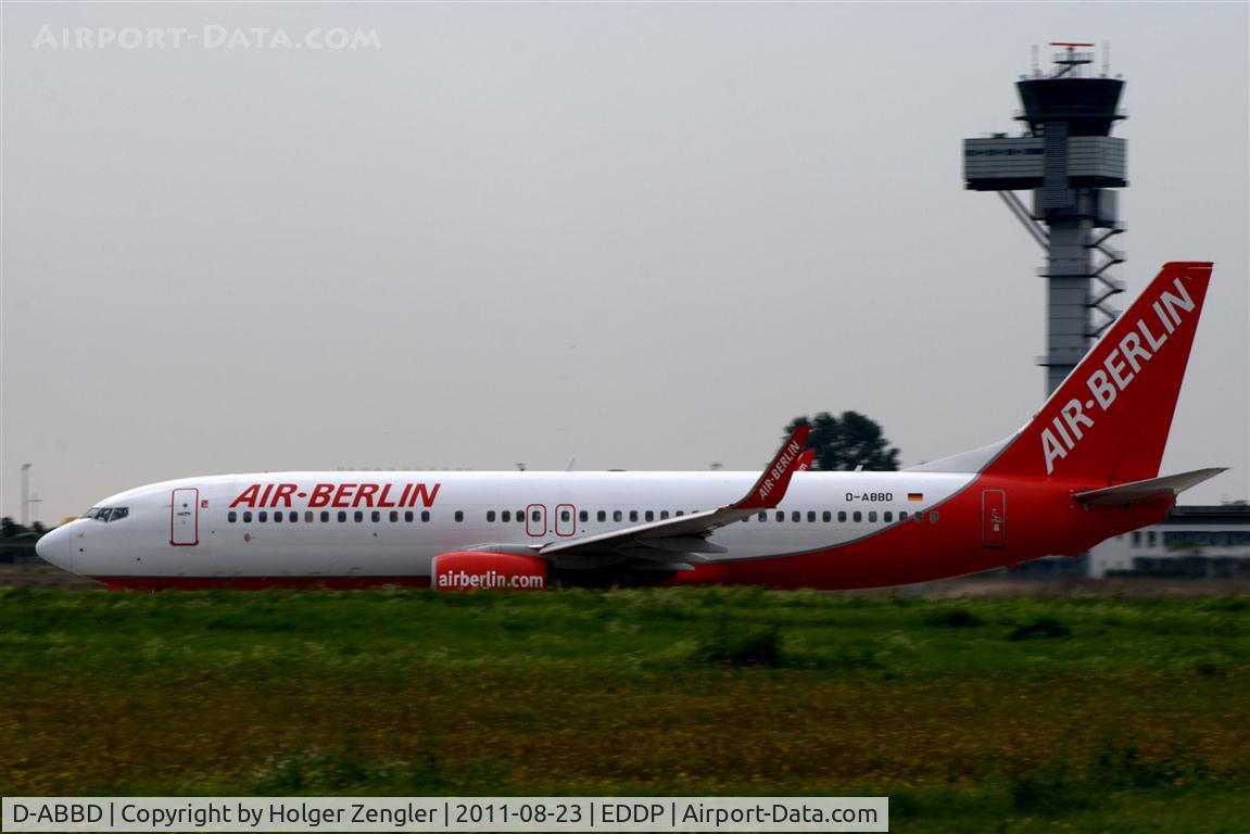 D-ABBD, 2001 Boeing 737-86J C/N 30880, Take off out of green on rwy 08L.