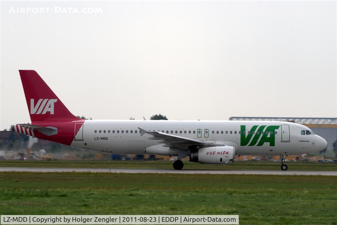 LZ-MDD, 2010 Airbus A320-232 C/N 4305, Take off on rwy 26R for a jump to Black Sea destination Varna/Bulgaria.