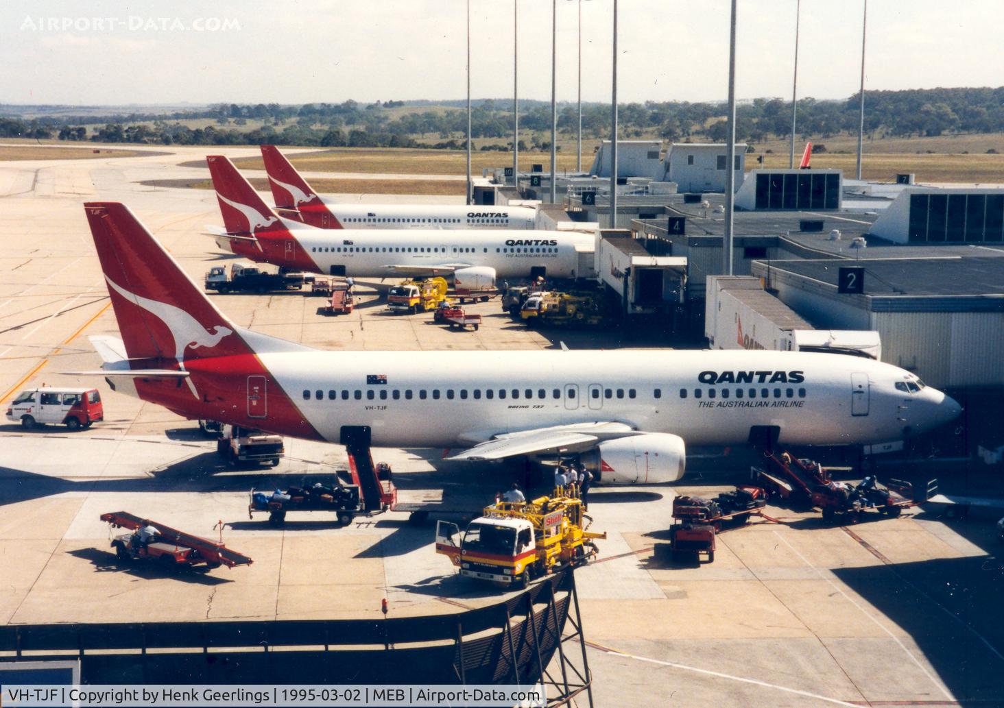 VH-TJF, 1990 Boeing 737-476 C/N 24431, Qantas