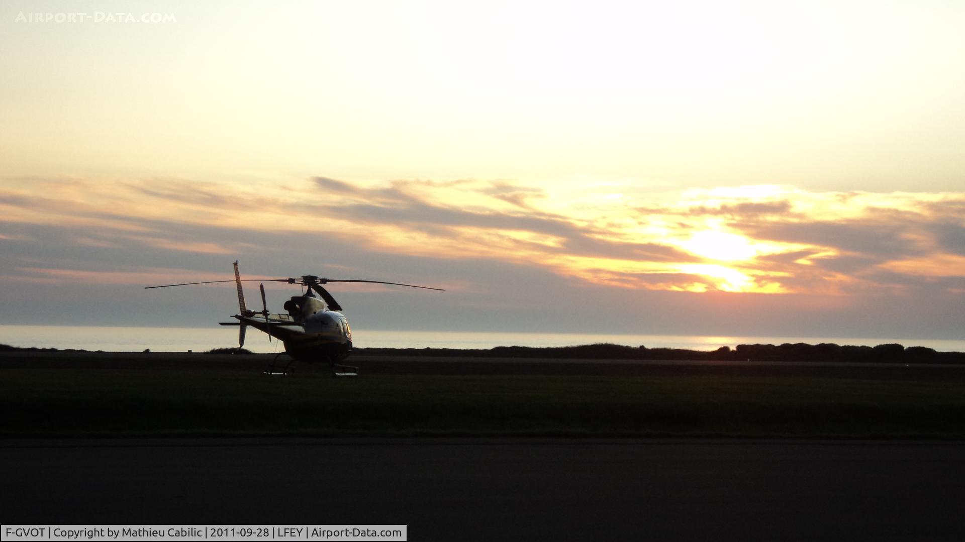 F-GVOT, Eurocopter AS-350B-3 Ecureuil Ecureuil C/N 4932, Eurocopter AS350 B3 ECUREUIL