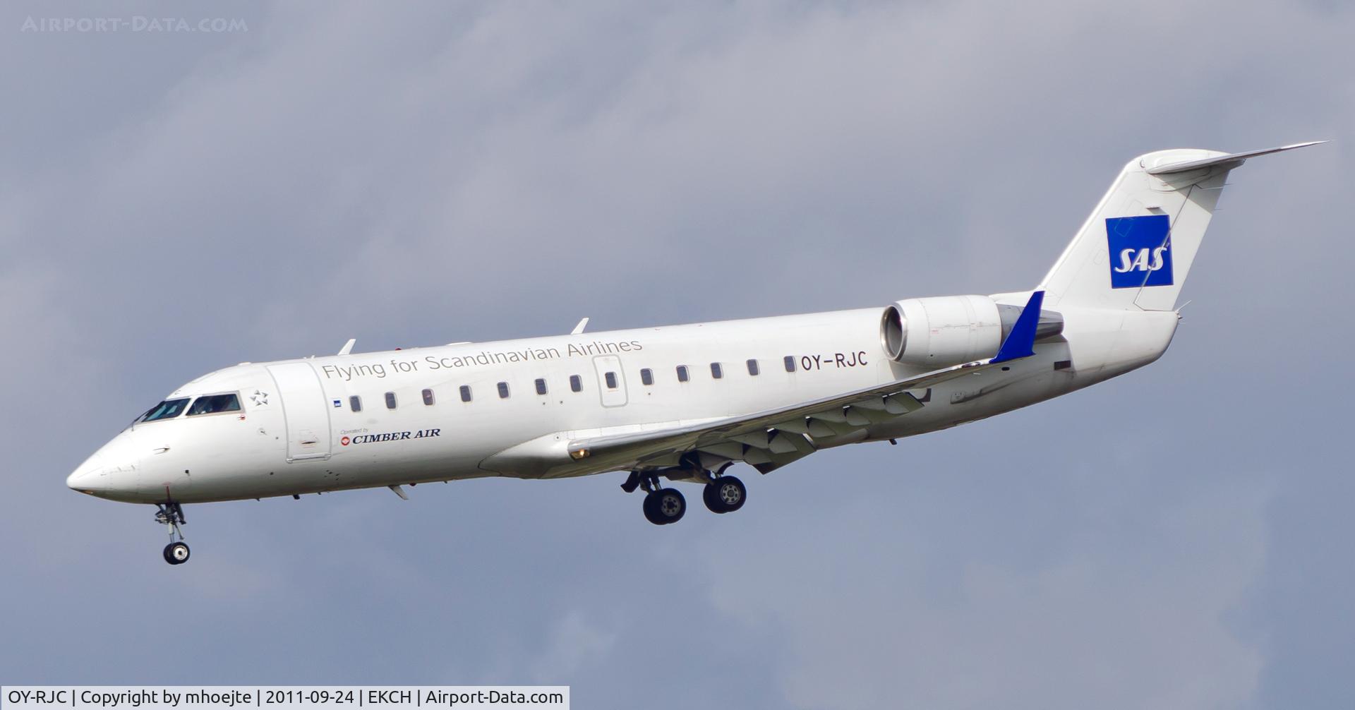 OY-RJC, 1993 Canadair CRJ-100LR (CL-600-2B19) C/N 7015, Final approach Copenhagen Airport