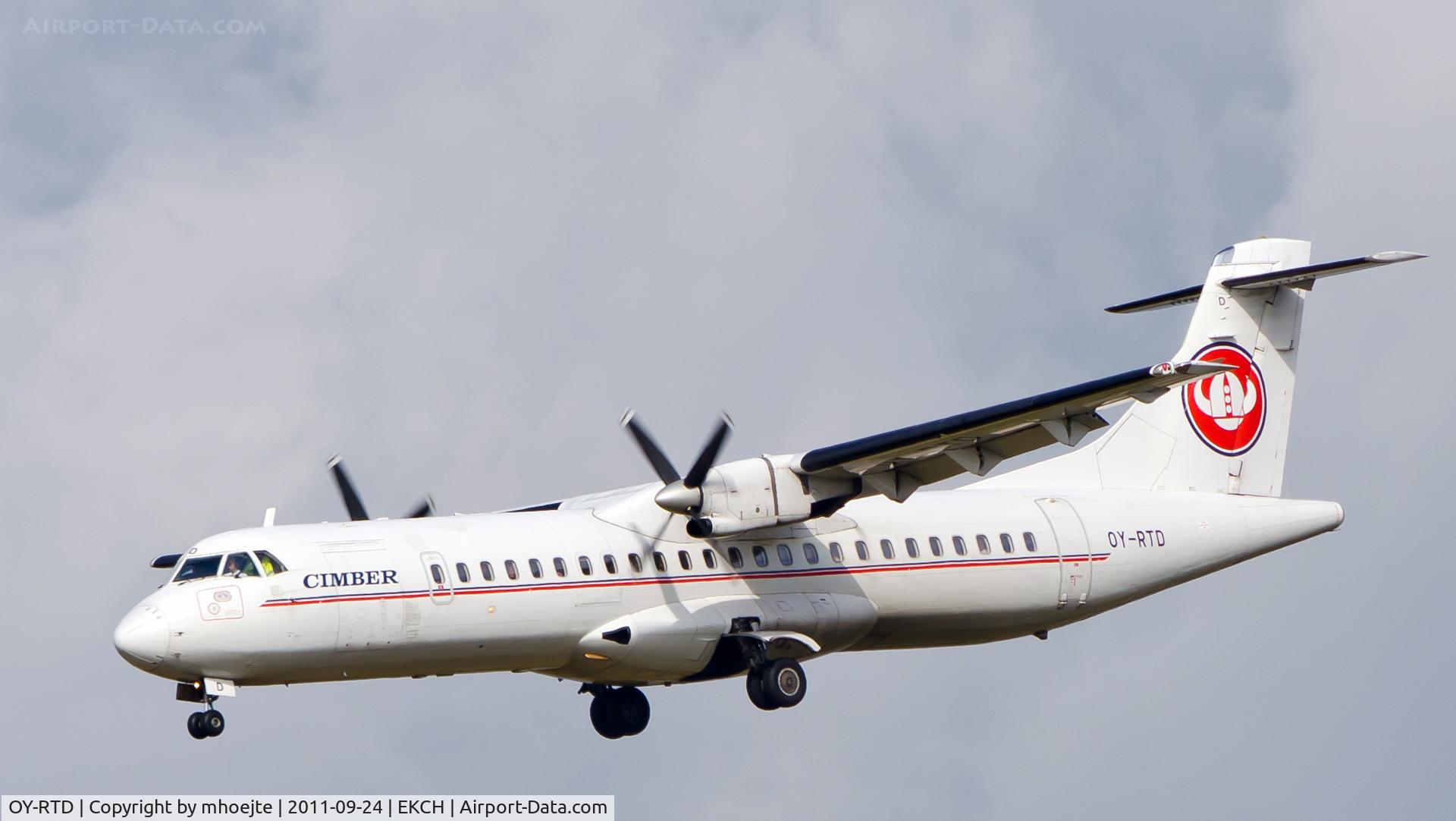 OY-RTD, 1997 ATR 72-202 C/N 509, Final approach Copenhagen Airport