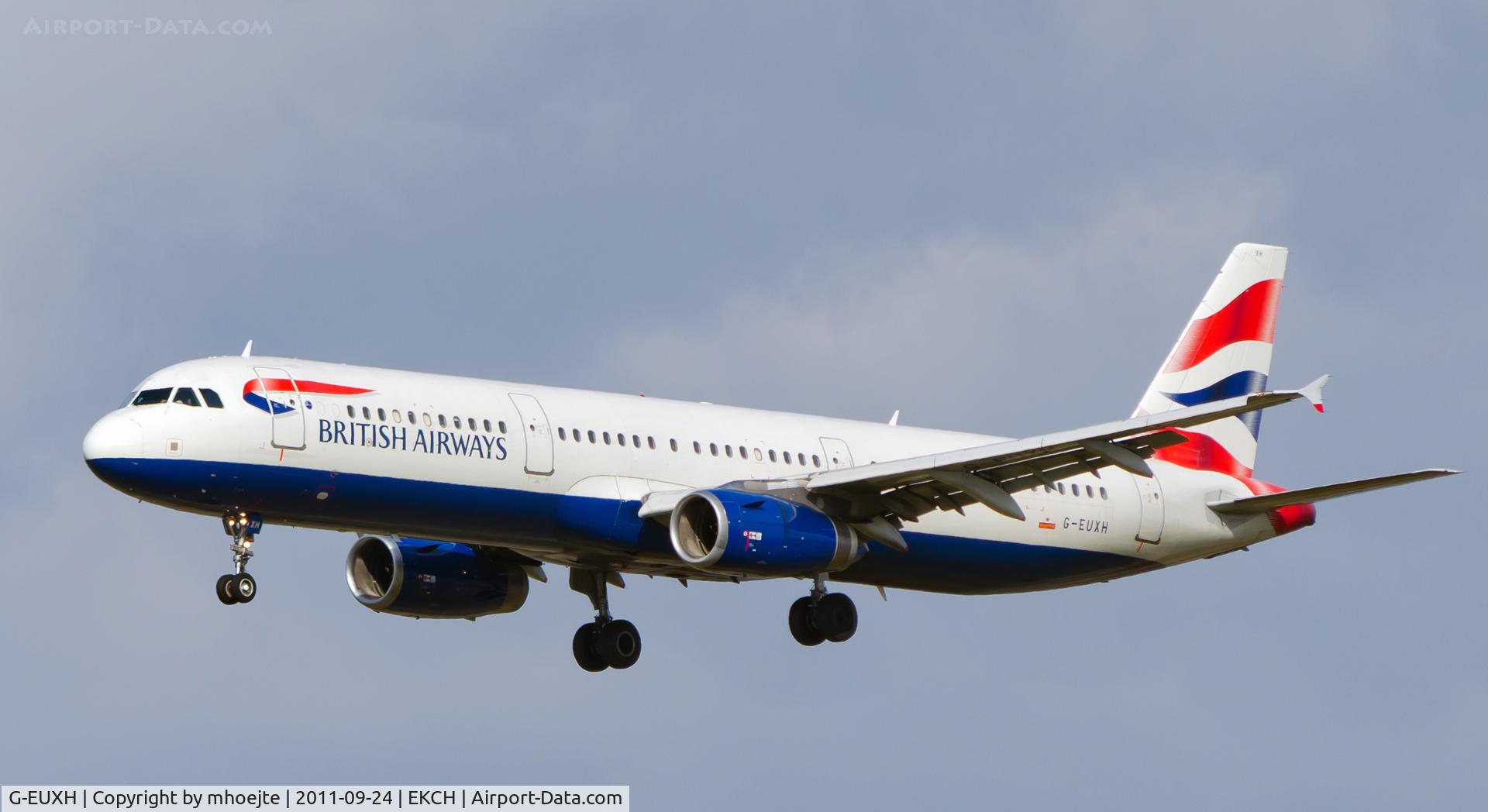 G-EUXH, 2004 Airbus A321-231 C/N 2363, Final approach Copenhagen Airport