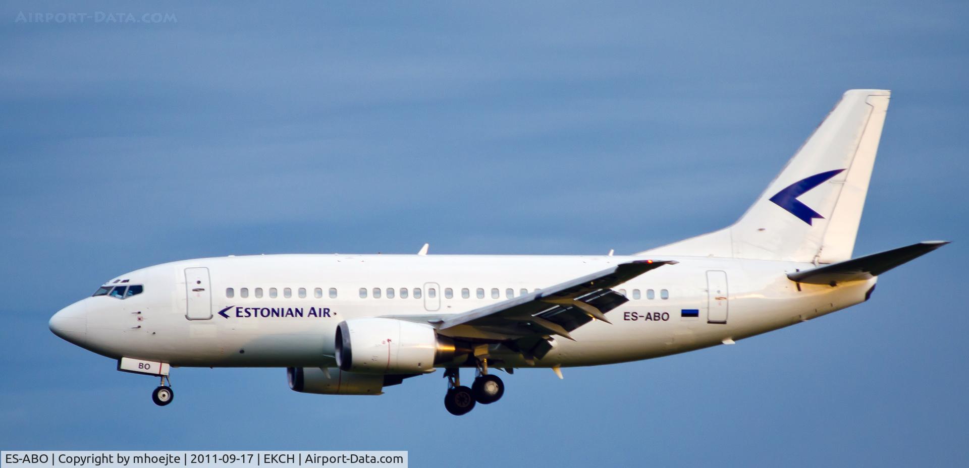 ES-ABO, 1991 Boeing 737-505 C/N 24646, Final Copenhagen Airport