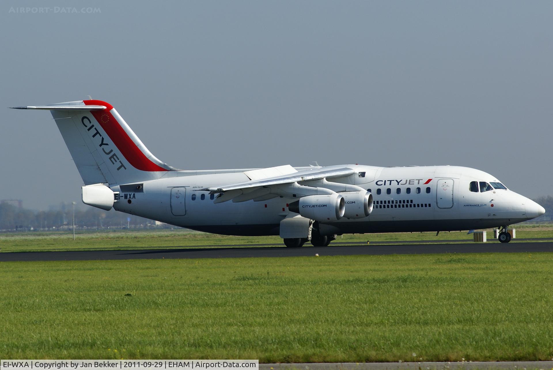 EI-WXA, 1997 British Aerospace Avro 146-RJ85A C/N E2310, Just after landing on the Polderbaan at Schiphol