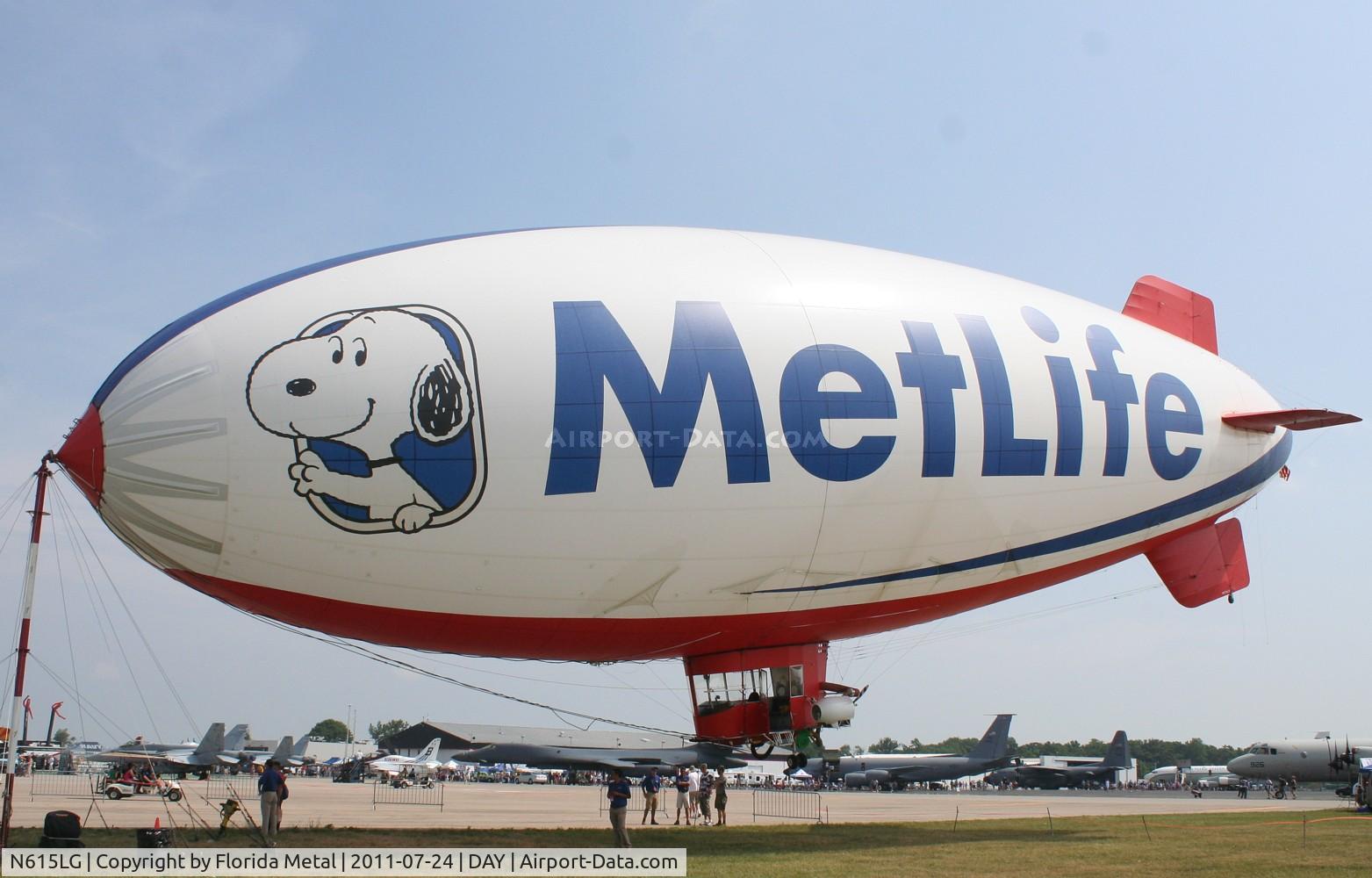 N615LG, 1997 American Blimp Corp A60R C/N 015, Snoopy