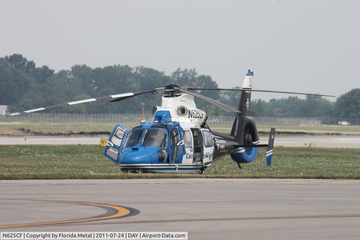 N625CF, 2001 Eurocopter AS-365N-3 Dauphin 2 C/N 6596, AS 365