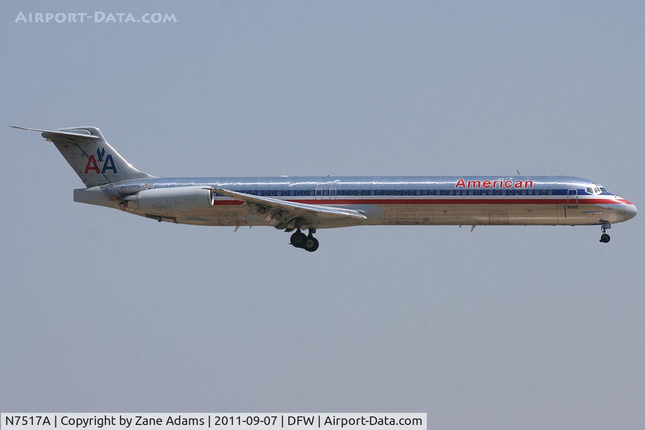N7517A, 1990 McDonnell Douglas MD-82 (DC-9-82) C/N 49894, American Airlines at DFW Airport
