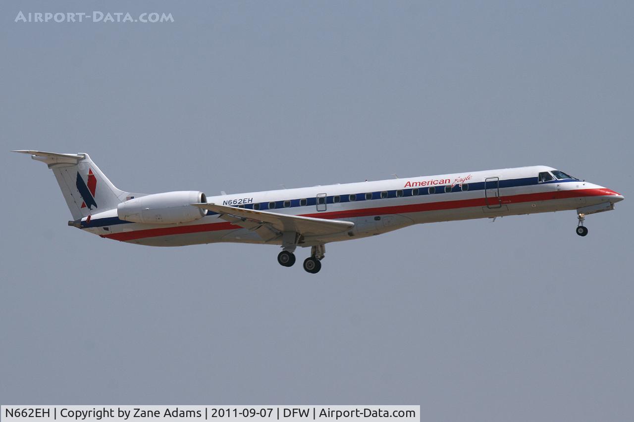 N662EH, 2004 Embraer ERJ-145LR (EMB-145LR) C/N 145777, American Eagle at DFW Airport