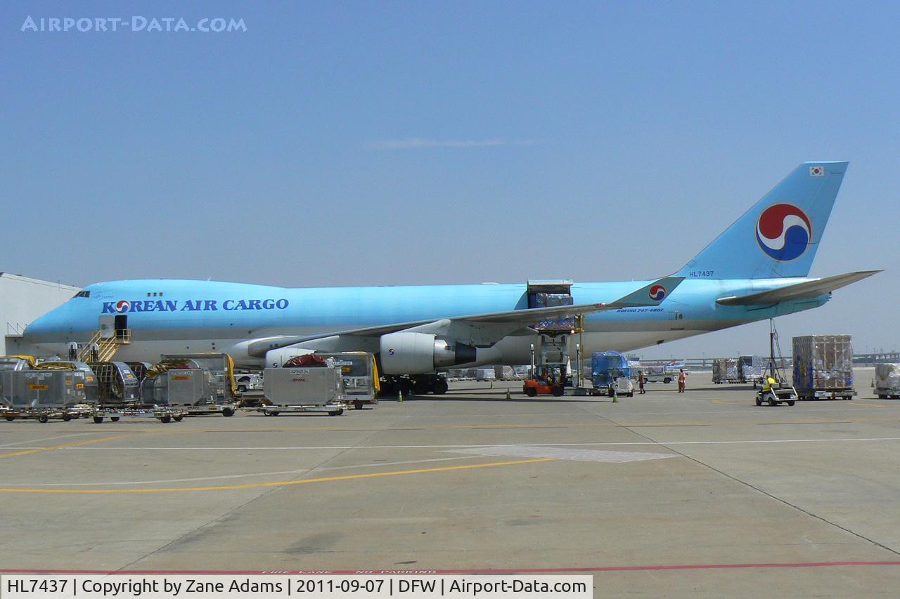 HL7437, 2003 Boeing 747-4B5F/SCD C/N 32808, Korean Air Cargo at DFW