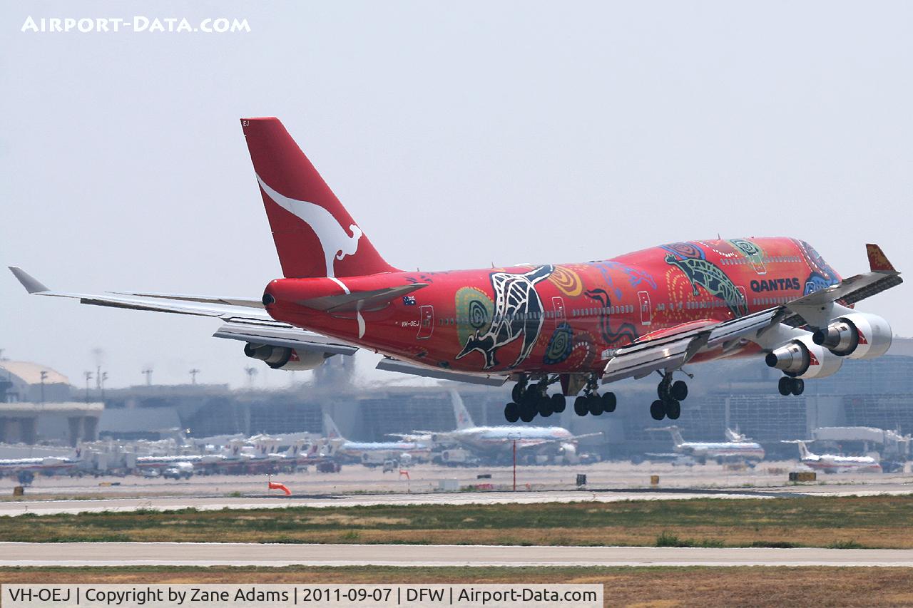 VH-OEJ, 2003 Boeing 747-438/ER C/N 32914, Wunala Dreaming - Qantas 747 arriving at DFW Airport