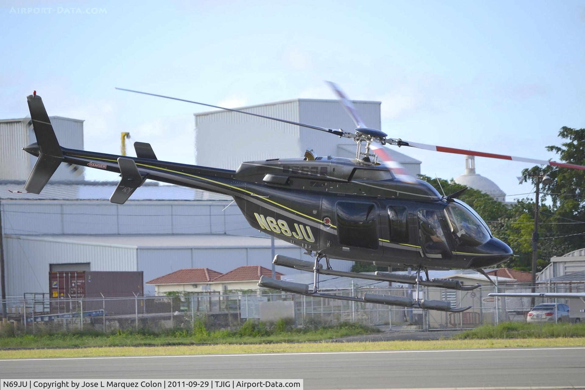N69JU, 2006 Bell 407 C/N 53730, Departing form ecolift