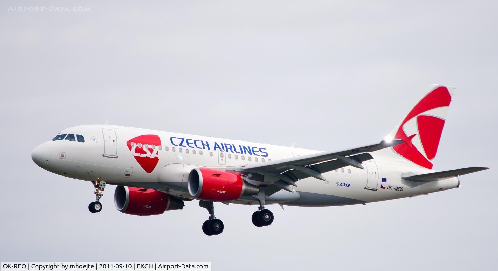 OK-REQ, 2011 Airbus A319-112 C/N 4713, Final Copenhagen Airport