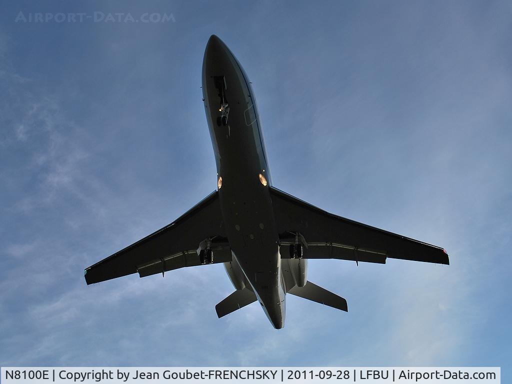 N8100E, 1996 Dassault Falcon 900EX C/N 04, landing 28