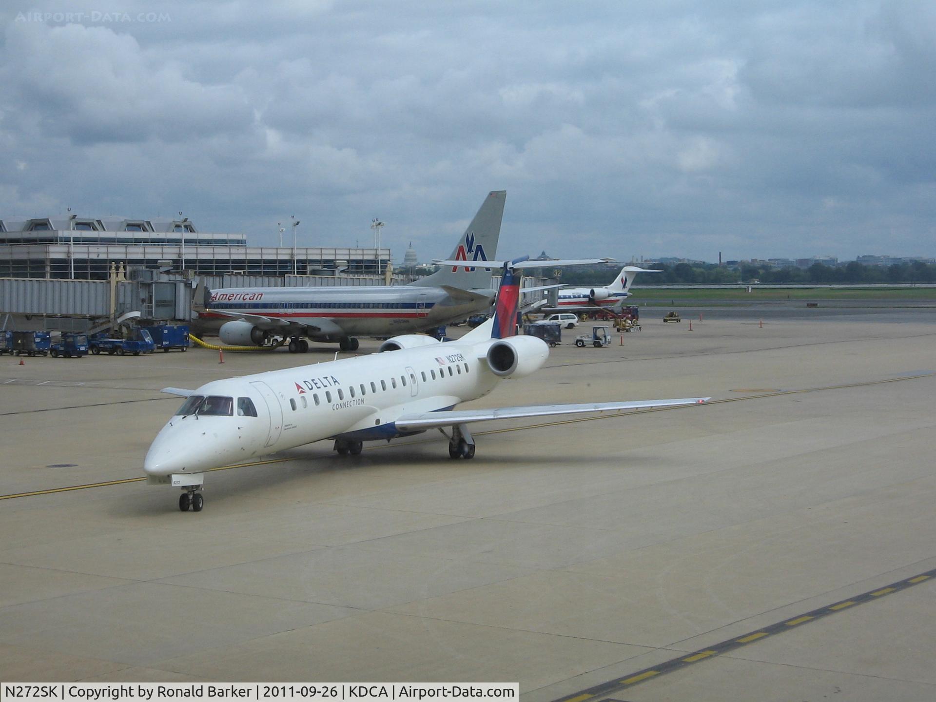 N272SK, 2000 Embraer ERJ-145LR (EMB-145LR) C/N 145306, DCA, VA
