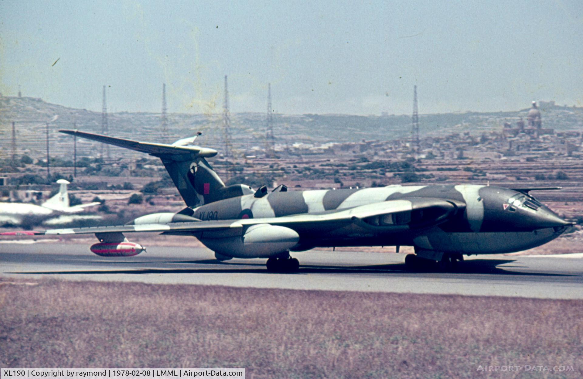 XL190, 1962 Handley Page Victor K.2 C/N HP80/71, Victor XL190 55Sqd RAF