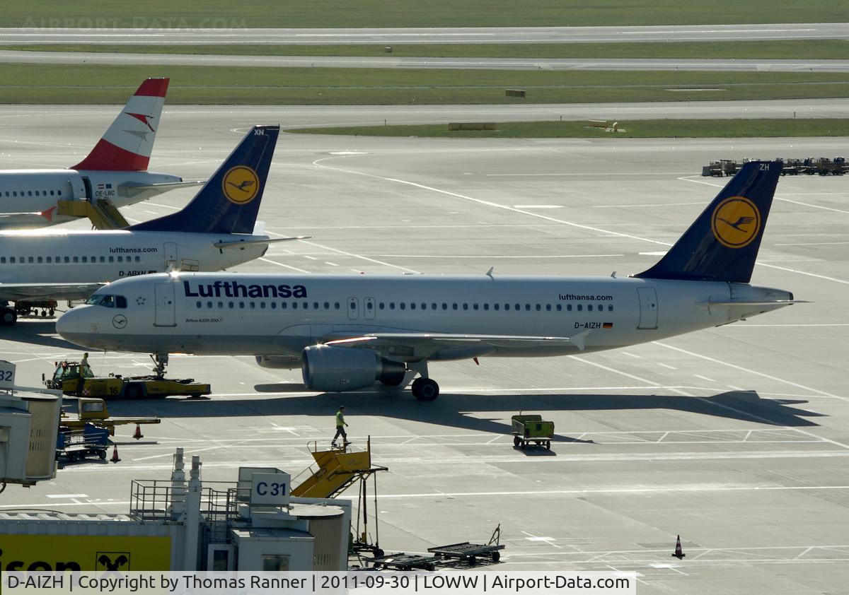 D-AIZH, 2010 Airbus A320-214 C/N 4363, Lufthansa Airbus A320