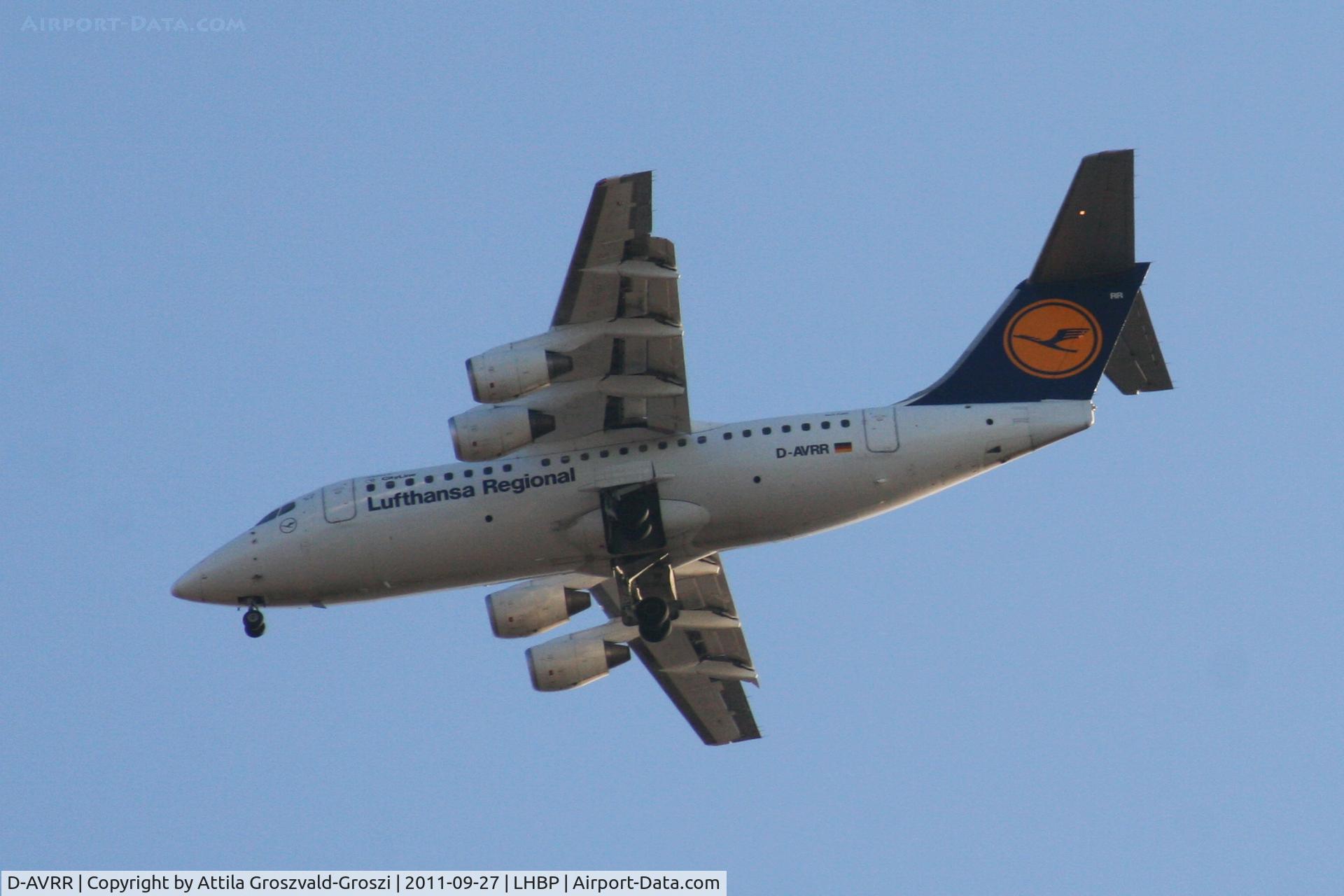 D-AVRR, 1997 BAE Systems Avro 146-RJ85 C/N E.2317, Getting off direction Budapest Liszt Ferenc onto an International Airport, in Üllö city