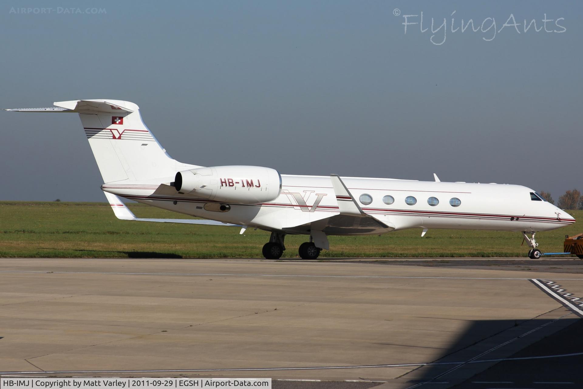 HB-IMJ, 1997 Gulfstream Aerospace Gulfstream V C/N 517, Being towed to Air Livery for spray.