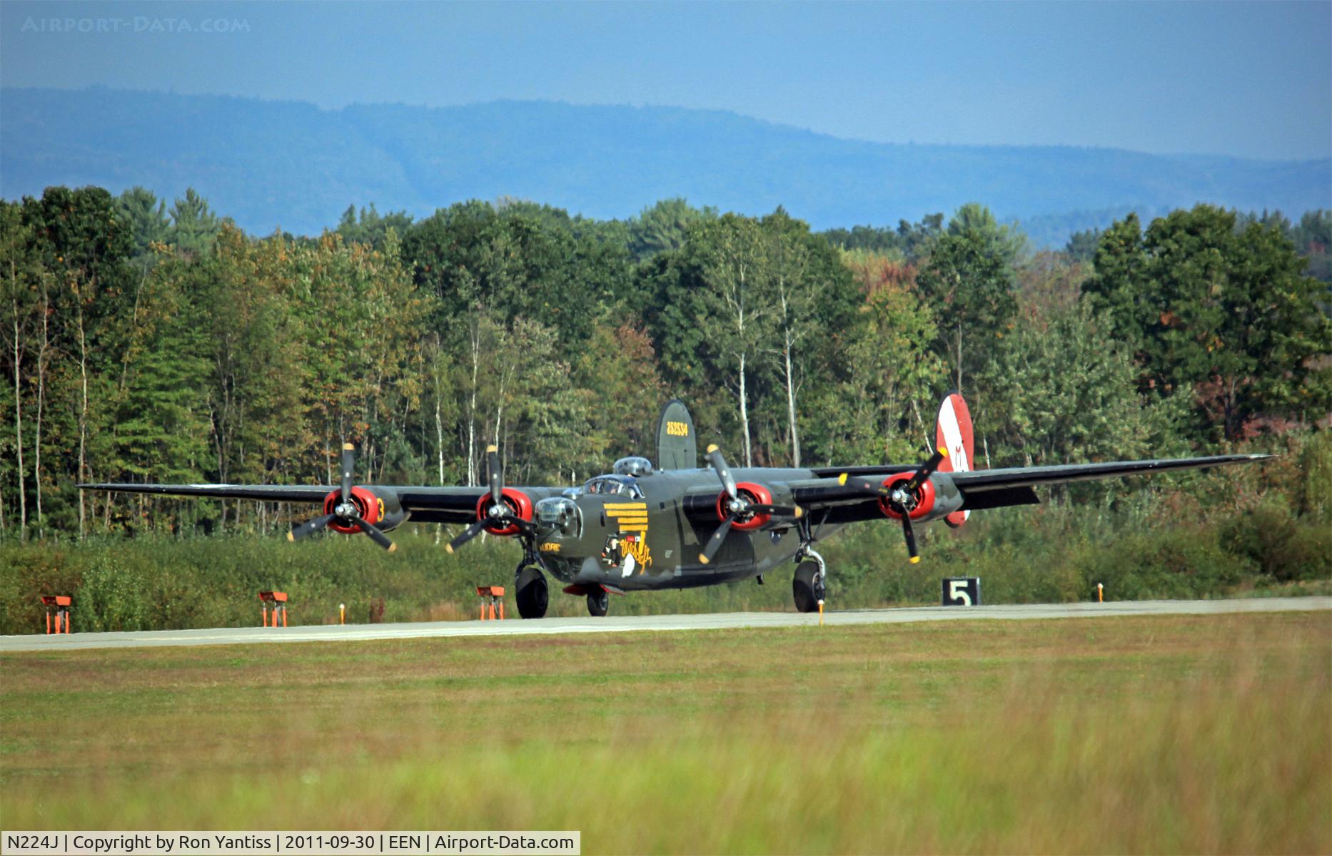 N224J, 1944 Consolidated B-24J-85-CF Liberator C/N 1347 (44-44052), B-24 Liberator 