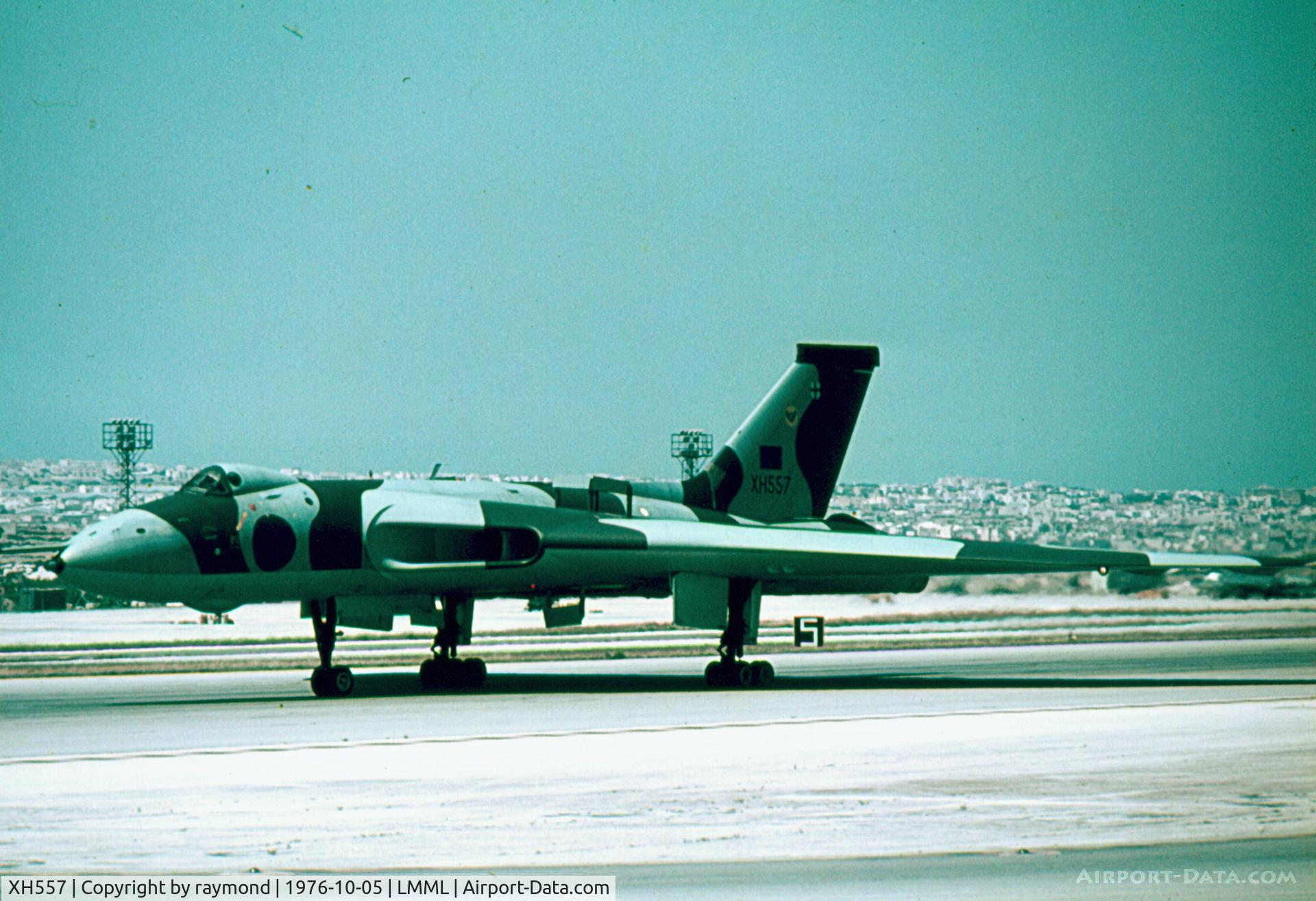 XH557, 1965 Avro Vulcan B.2 C/N Set 11, Vulcan XH557 9Sqd RAF