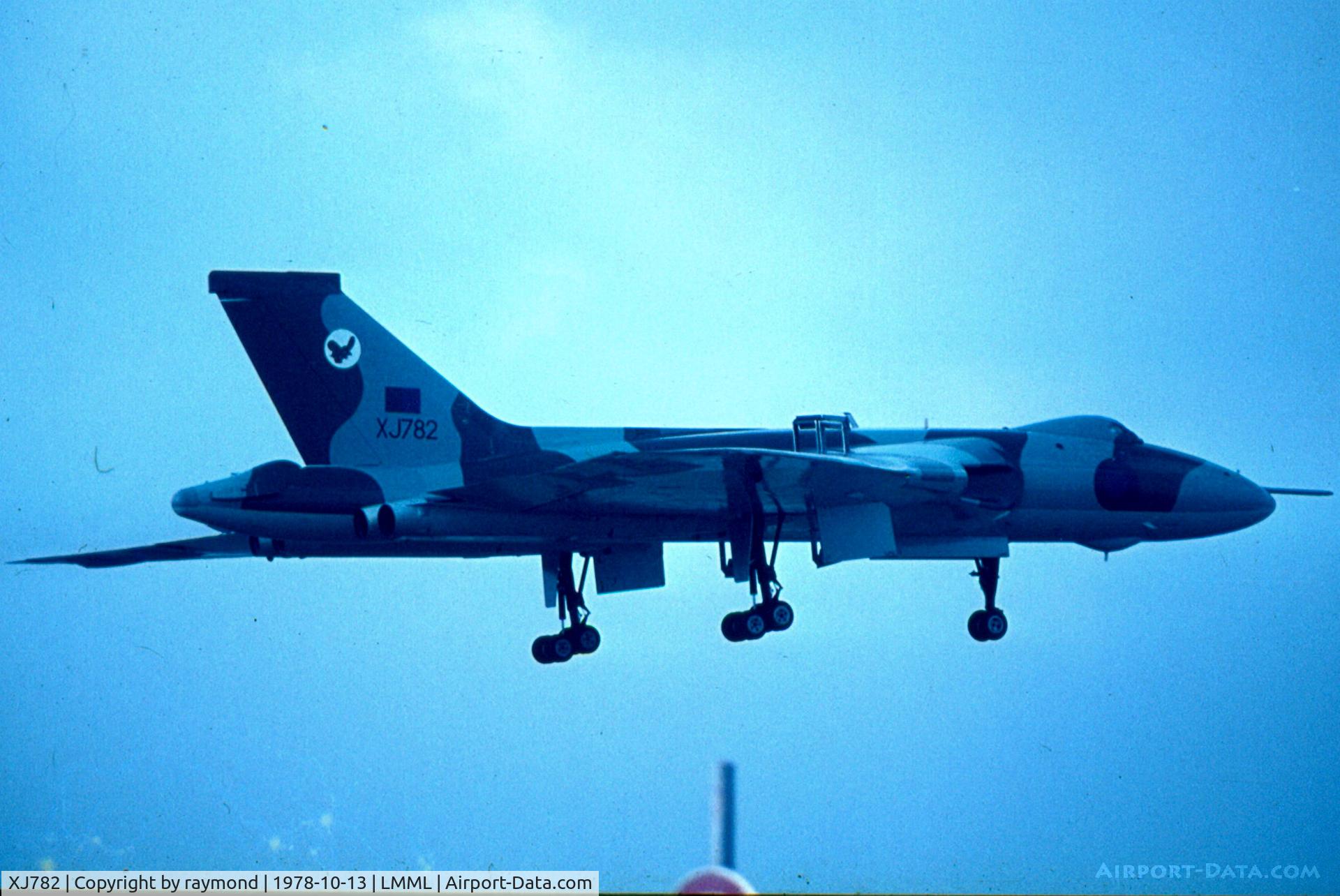 XJ782, 1961 Avro Vulcan B.2 C/N Set 20, Vulcan XJ782 27sqd RAF