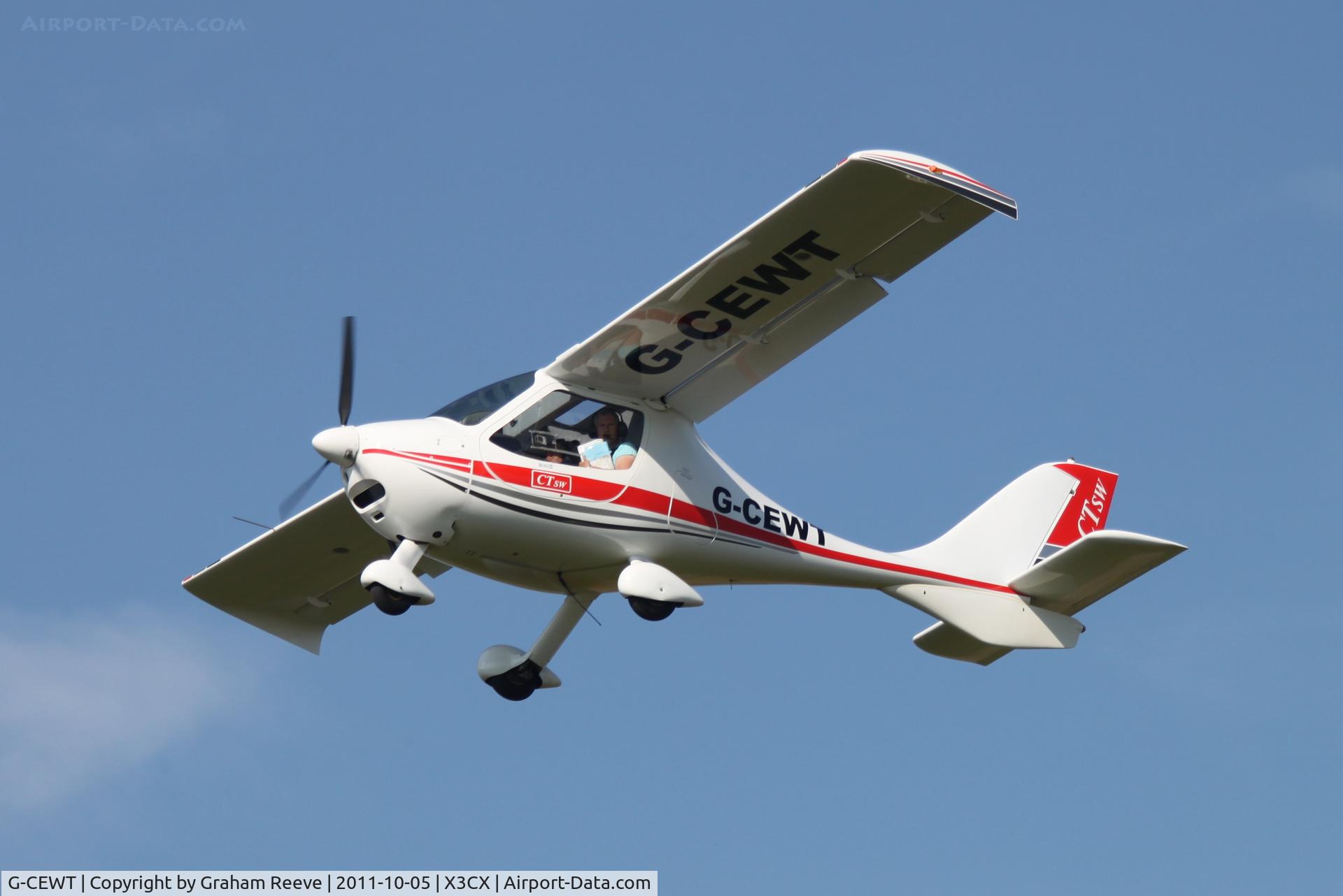 G-CEWT, Flight Design CTSW C/N 8158, Just taken off from Northrepps.