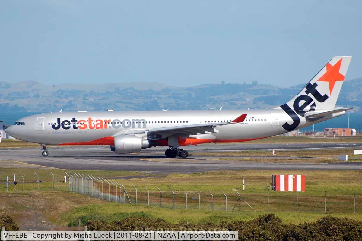 VH-EBE, 2007 Airbus A330-202 C/N 842, At Auckland