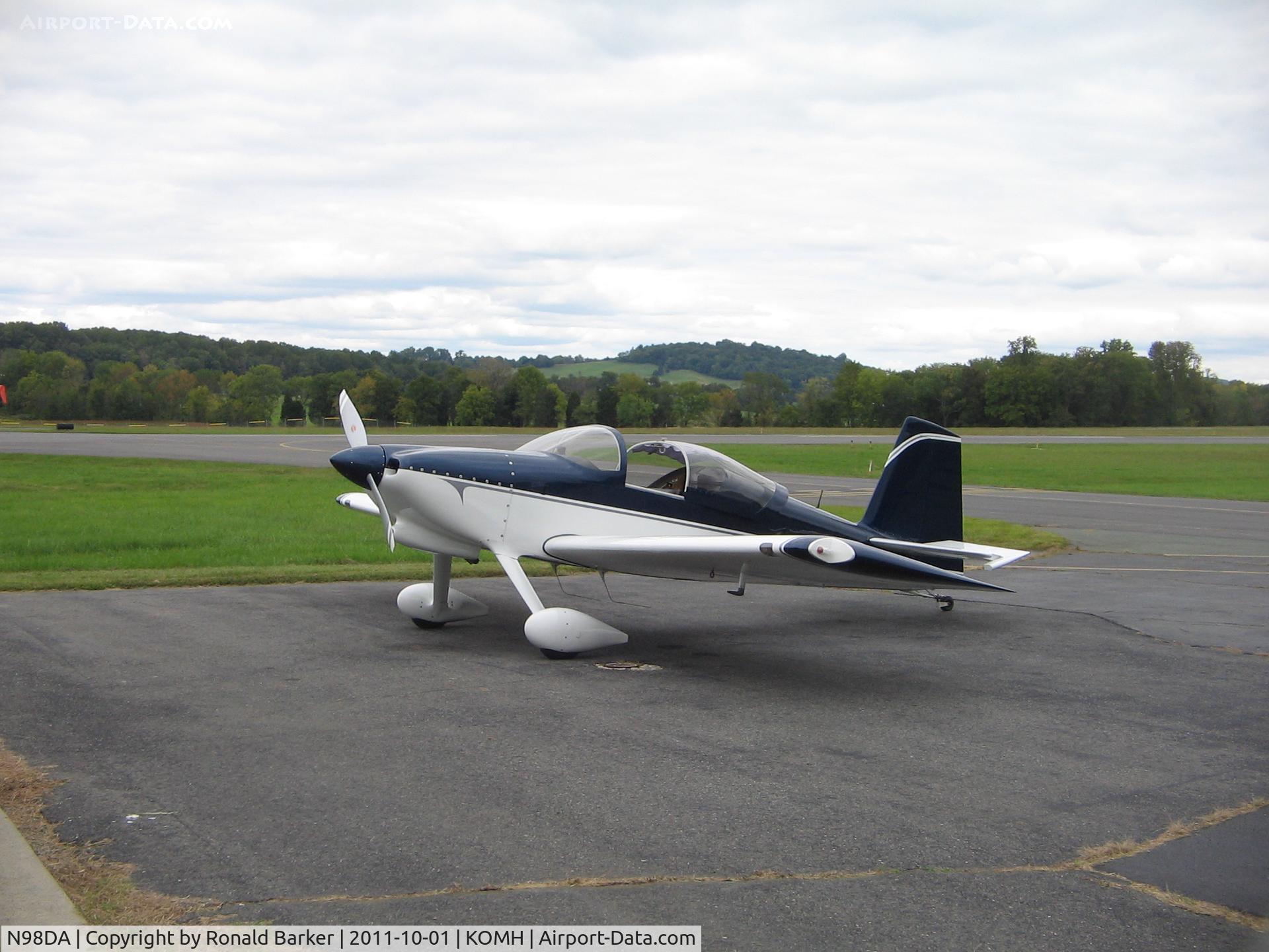 N98DA, 2006 Vans RV-7 C/N 72637, RV7 in Orange