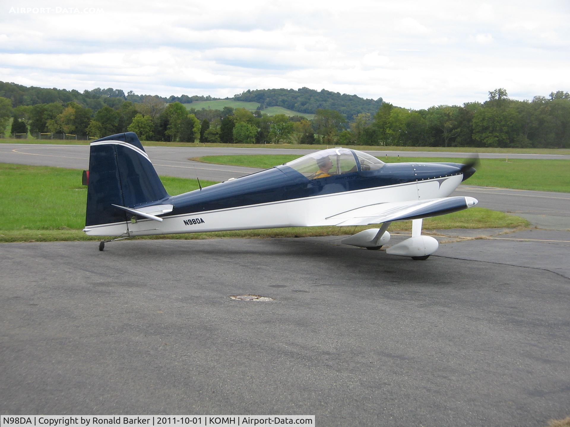 N98DA, 2006 Vans RV-7 C/N 72637, RV7 in Orange