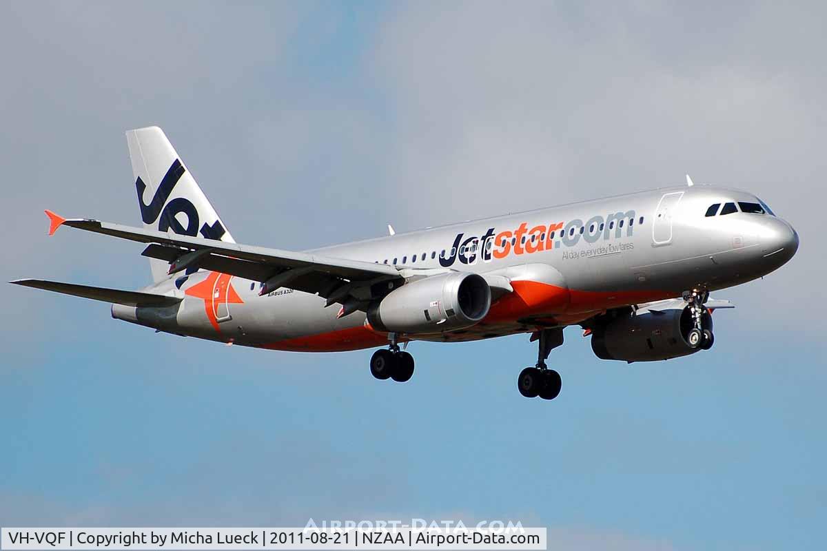 VH-VQF, 2008 Airbus A320-232 C/N 3474, At Auckland