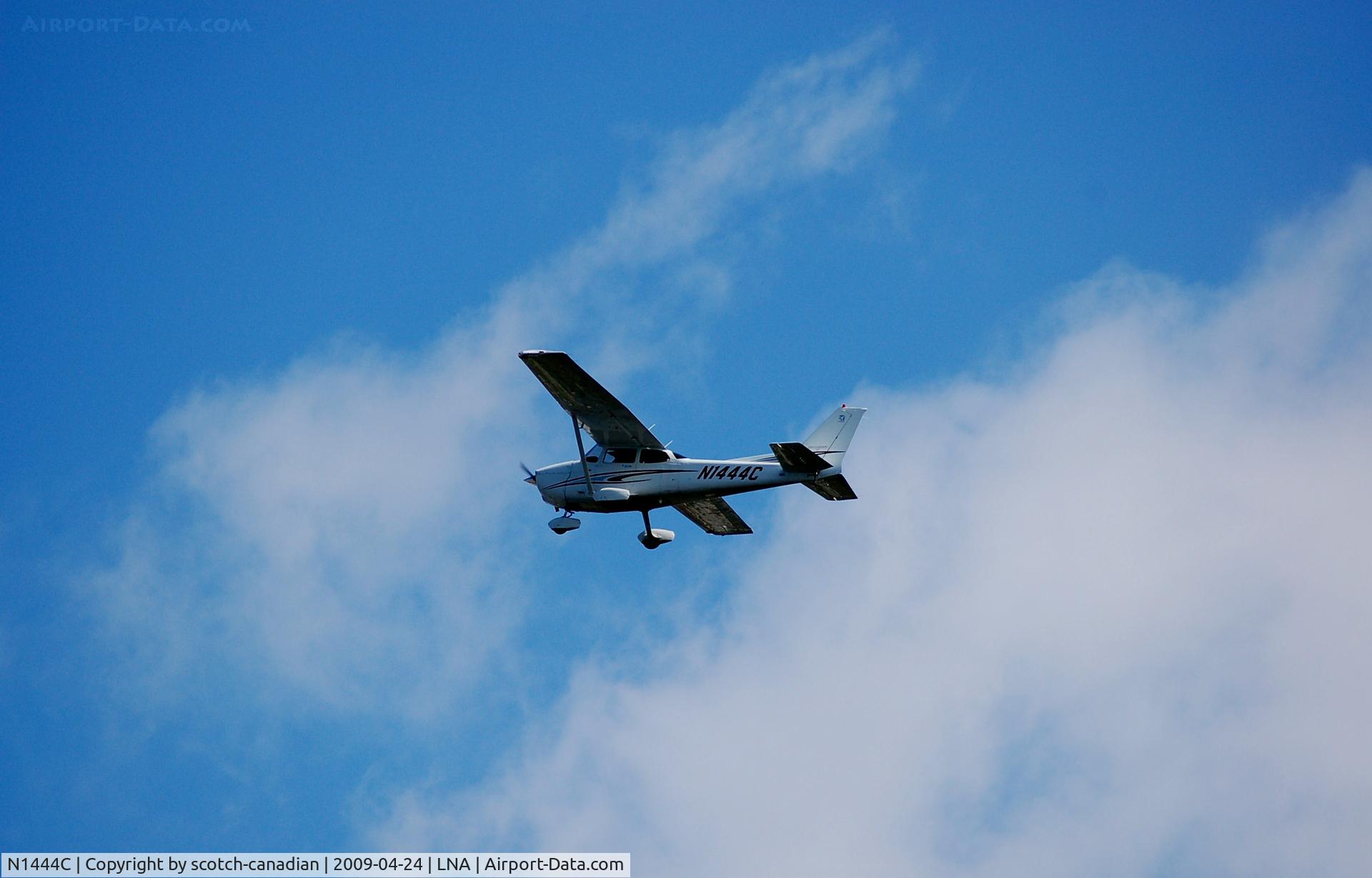 N1444C, 2005 Cessna 172S C/N 172S9890, 2005 Cessna 172S Skyhawk N1444C at Palm Beach County Park Airport, Lantana, FL