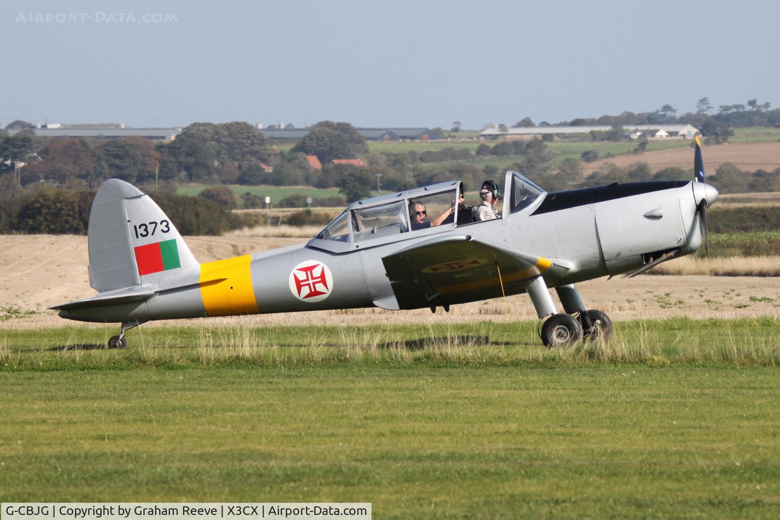 G-CBJG, 1961 OGMA DHC-1 Chipmunk T.20 C/N OGMA-63, Just landed at Northrepps.