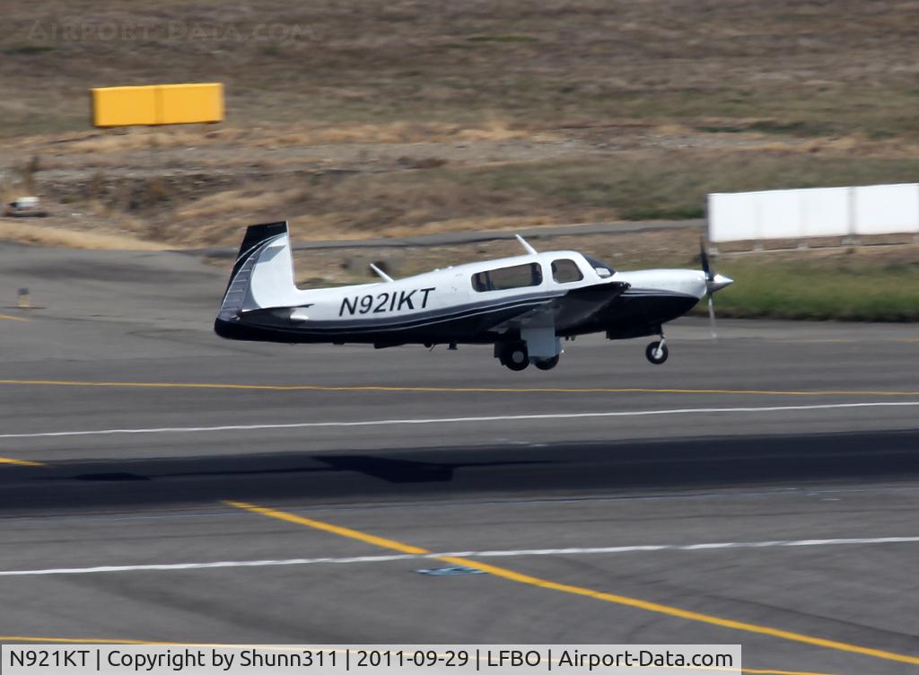 N921KT, 1996 Mooney M20R Ovation C/N 29-0098, Landing rwy 14R