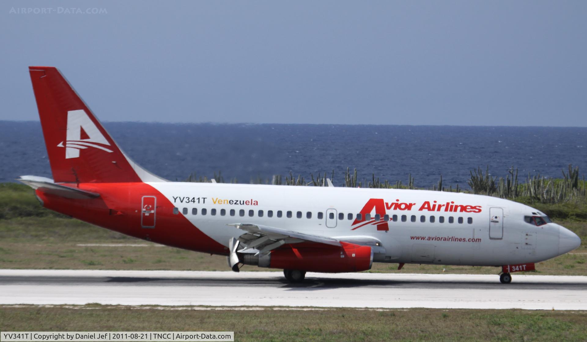 YV341T, 1984 Boeing 737-232 C/N 23089, YV341T landing at TNCC