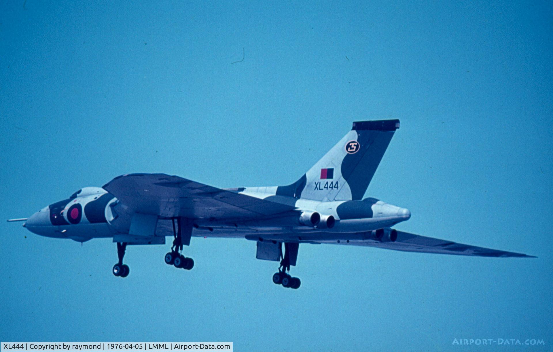 XL444, 1962 Avro Vulcan B.2 C/N Set 47, Vulcan XL444 35Sqd RAF