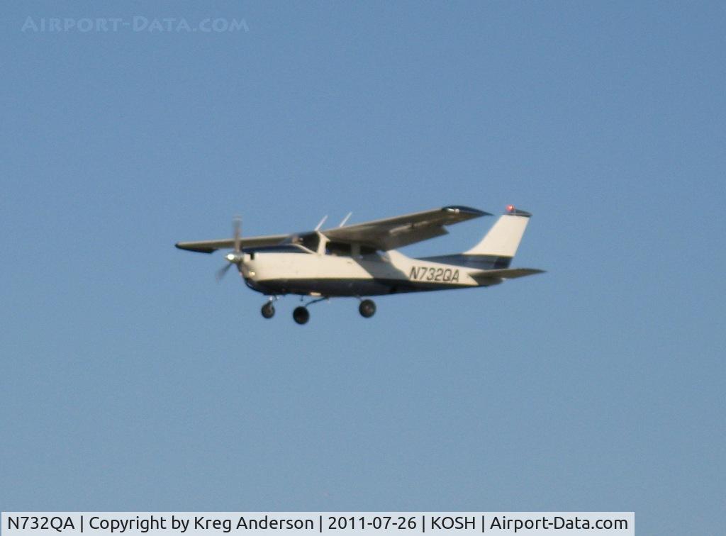 N732QA, 1976 Cessna 210M Centurion C/N 21061679, EAA AirVenture 2011