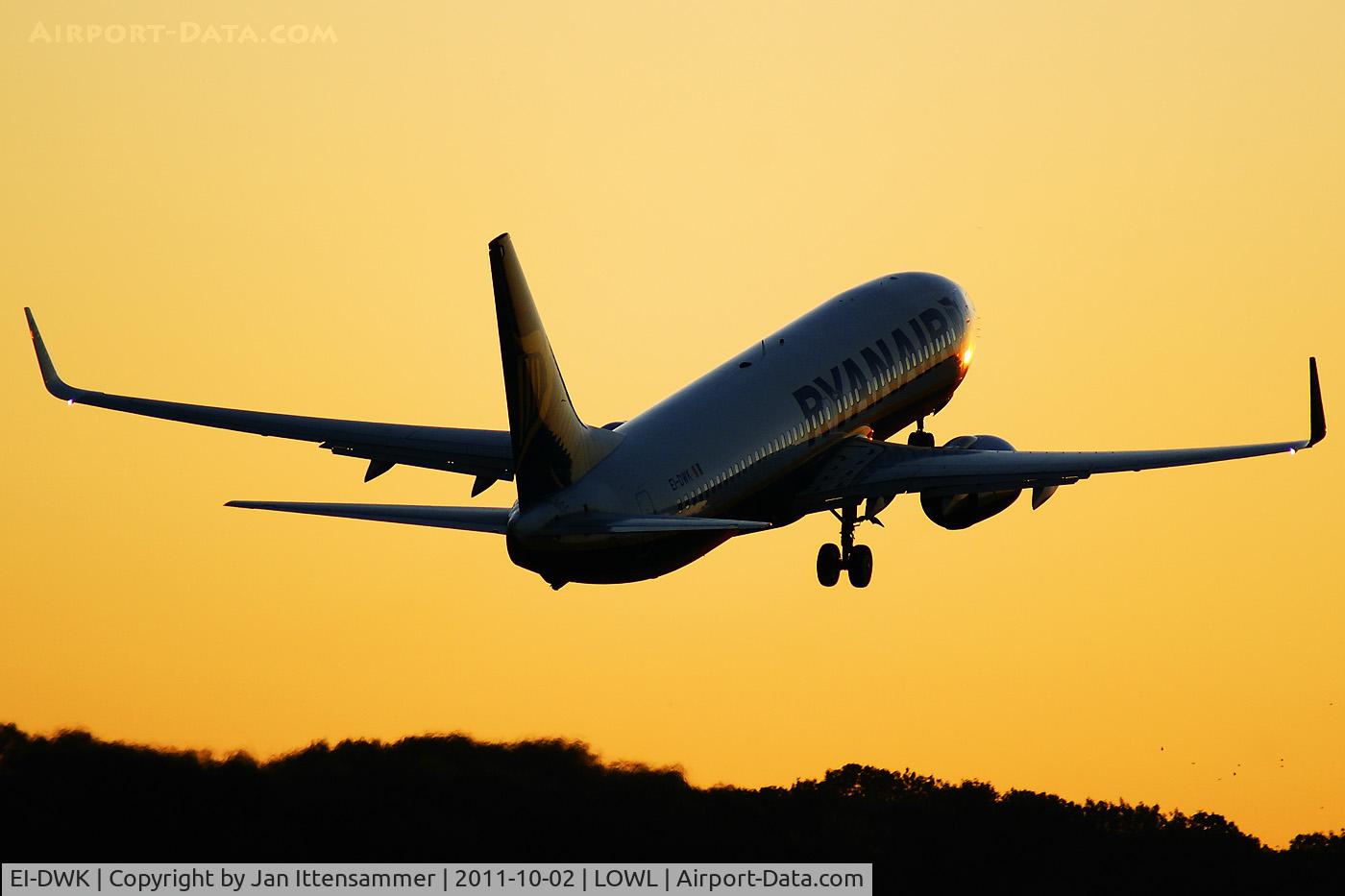 EI-DWK, 2007 Boeing 737-8AS C/N 36078, EI-DWK @ LOWL