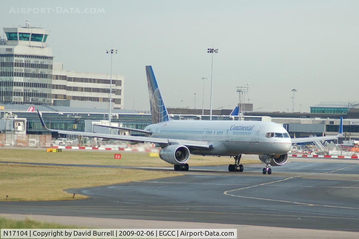 N17104, 1994 Boeing 757-224 C/N 27294, Continental Boeing 757 taxiing Manchester Airport