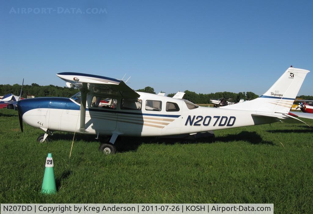 N207DD, 1969 Cessna 207 C/N 20700049, EAA AirVenture 2011