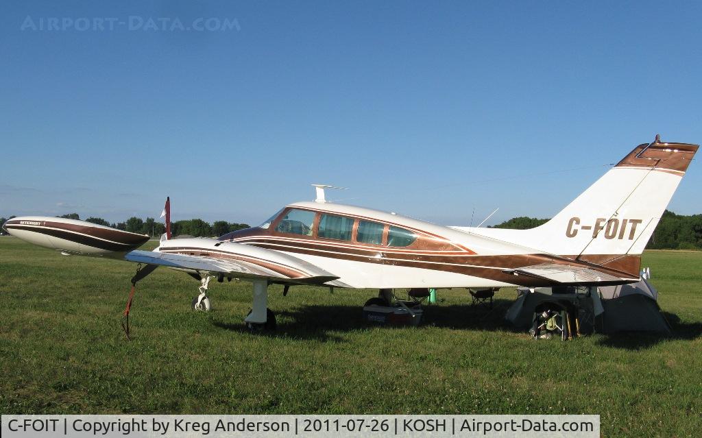 C-FOIT, 1966 Cessna 320E Executive Skyknight C/N 320E0006, EAA AirVenture 2011