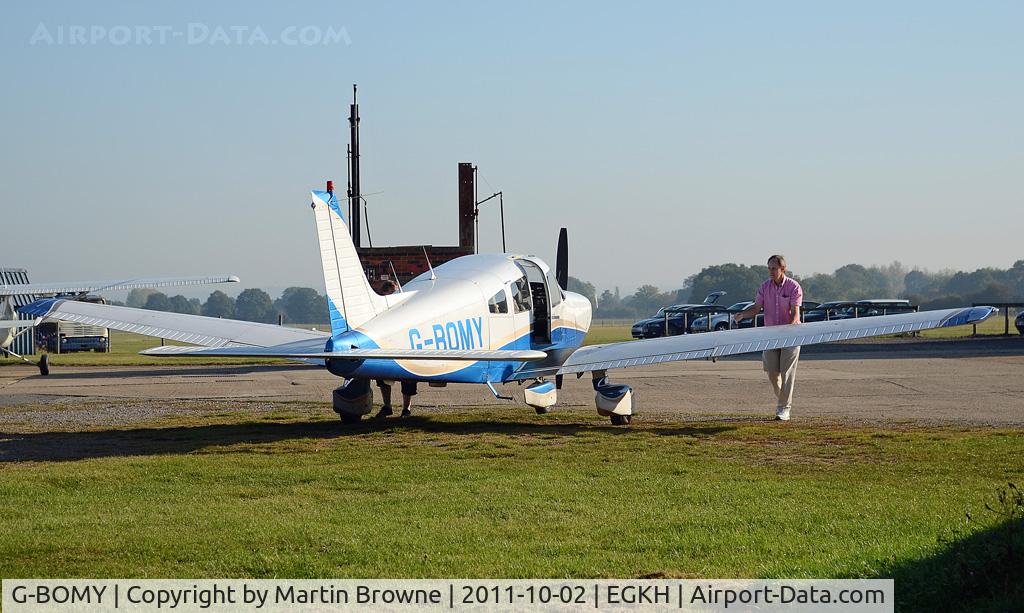 G-BOMY, 1982 Piper PA-28-161 Cherokee Warrior II C/N 28-8216049, SHOT AT HEADCORN