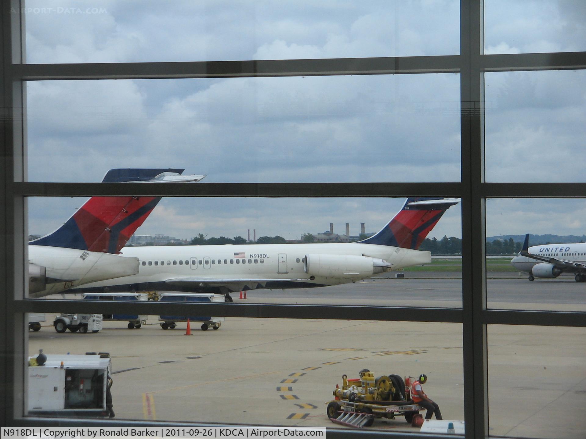 N918DL, 1988 McDonnell Douglas MD-88 C/N 49583, DCA, VA