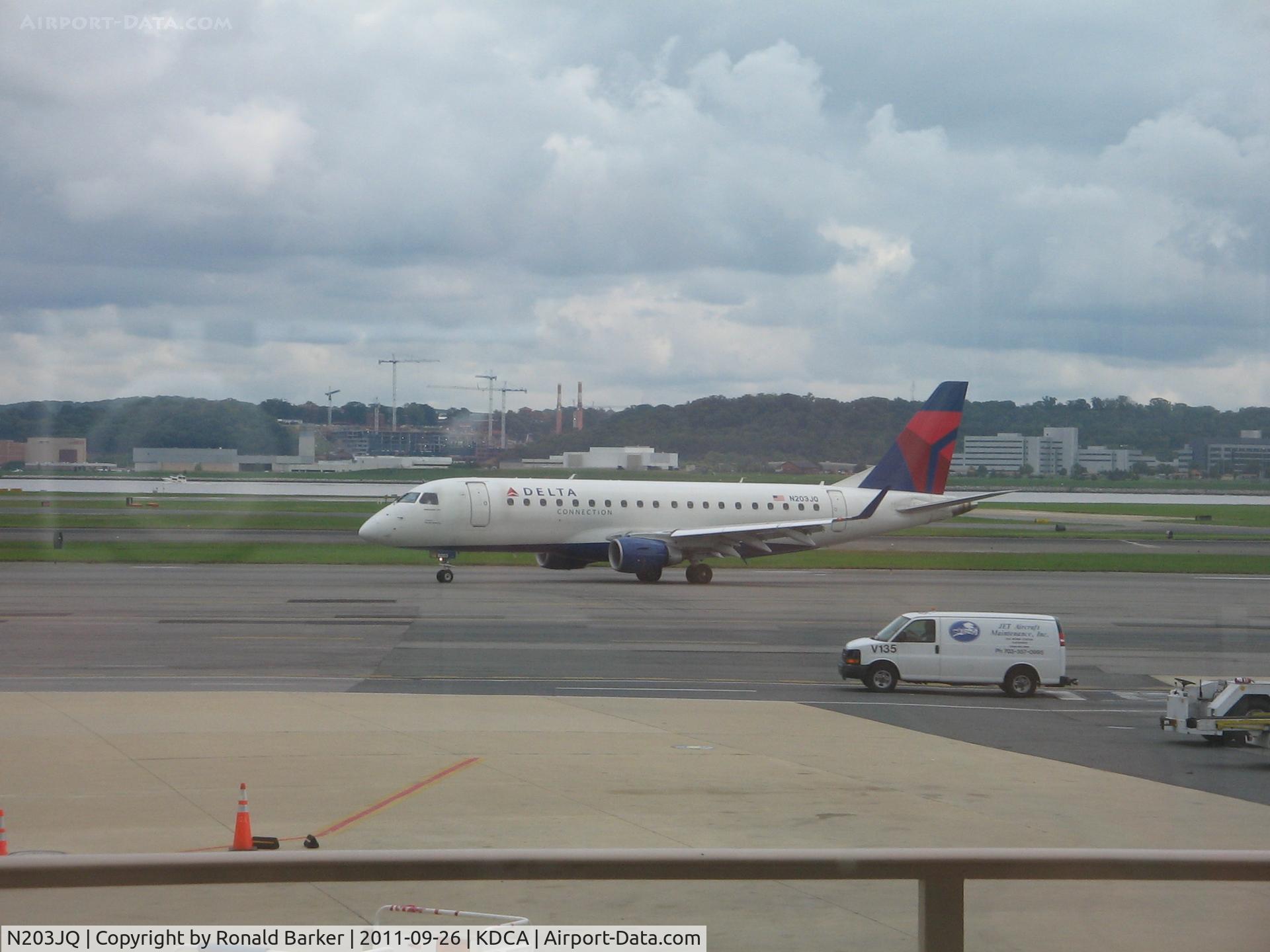 N203JQ, 2008 Embraer 175LR (ERJ-170-200LR) C/N 17000242, DCA, VA