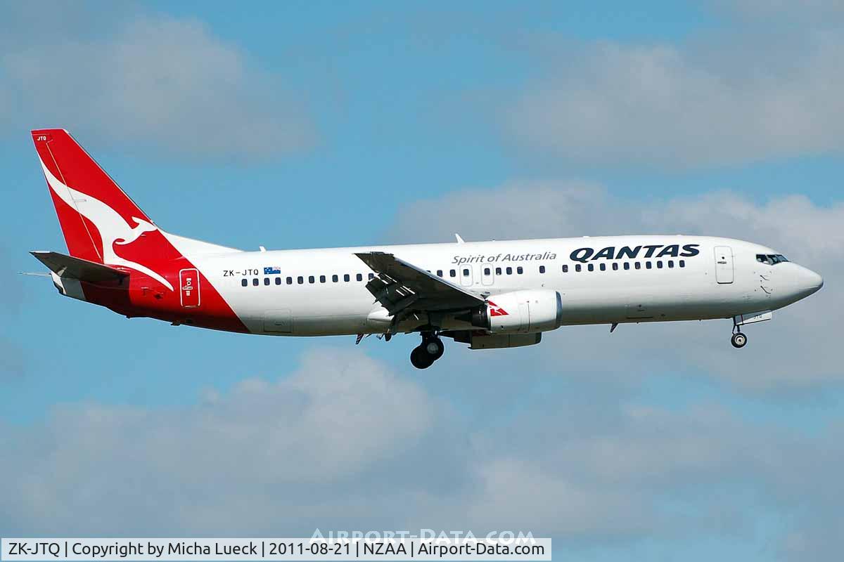 ZK-JTQ, 1992 Boeing 737-476 C/N 24442, At Auckland