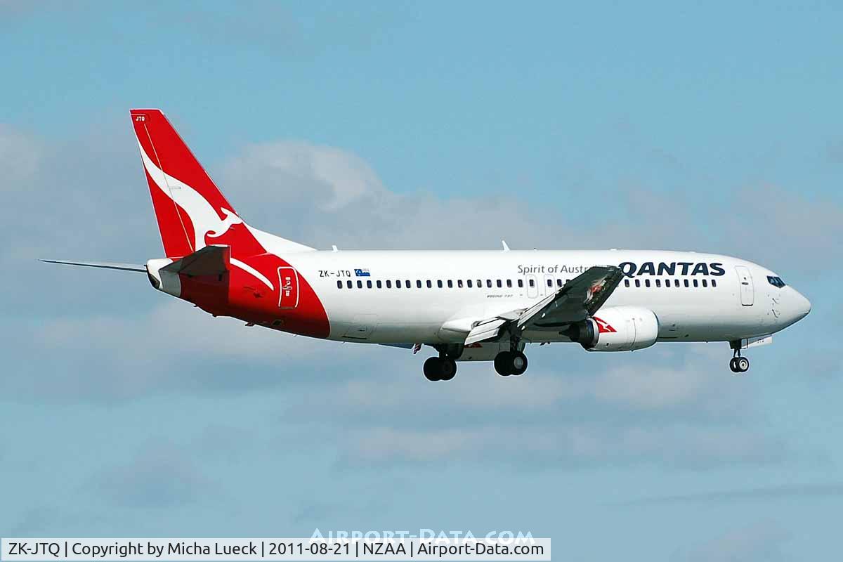 ZK-JTQ, 1992 Boeing 737-476 C/N 24442, At Auckland