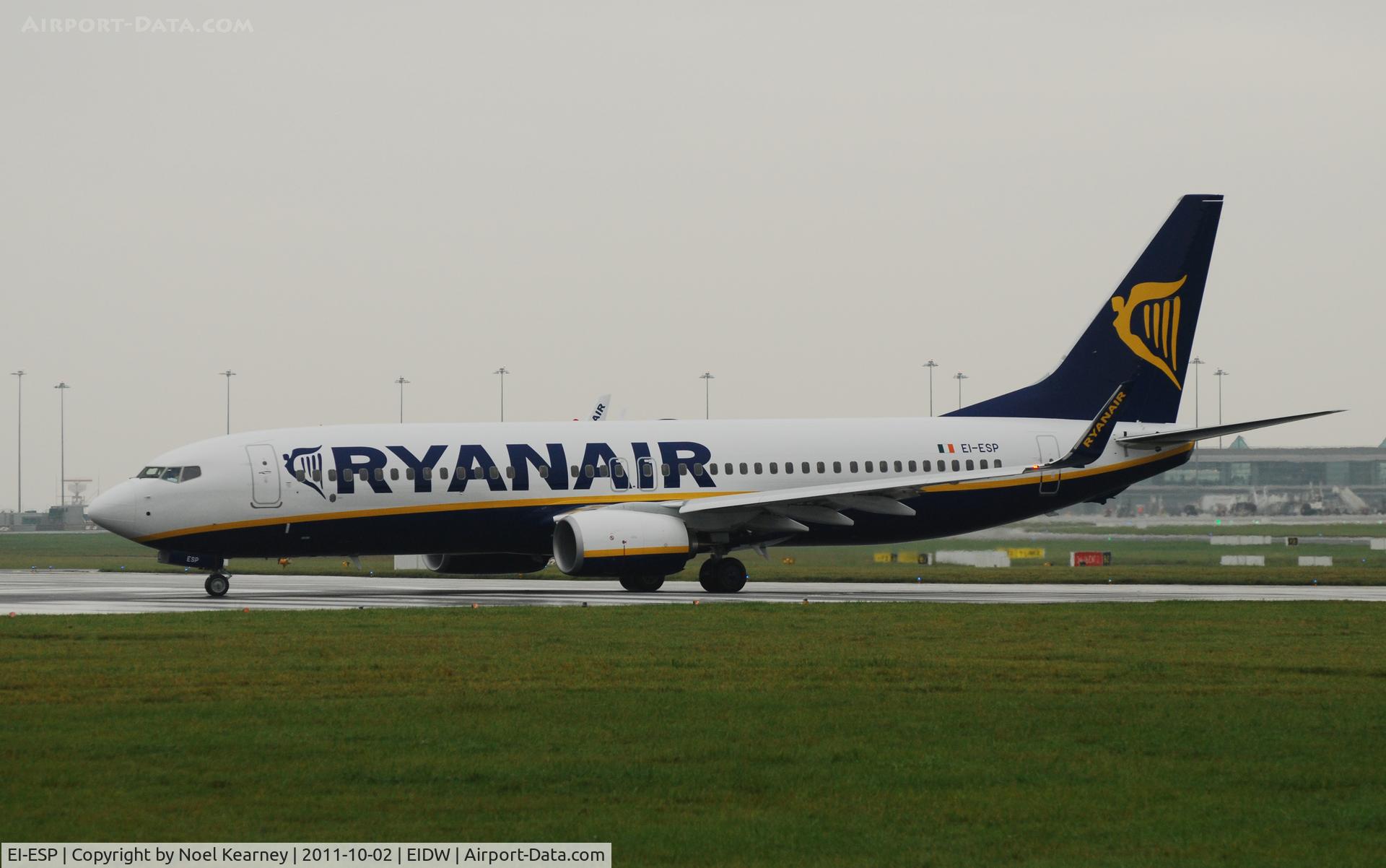 EI-ESP, 2011 Boeing 737-8AS C/N 34990, Lining up for departure off Rwy 28.