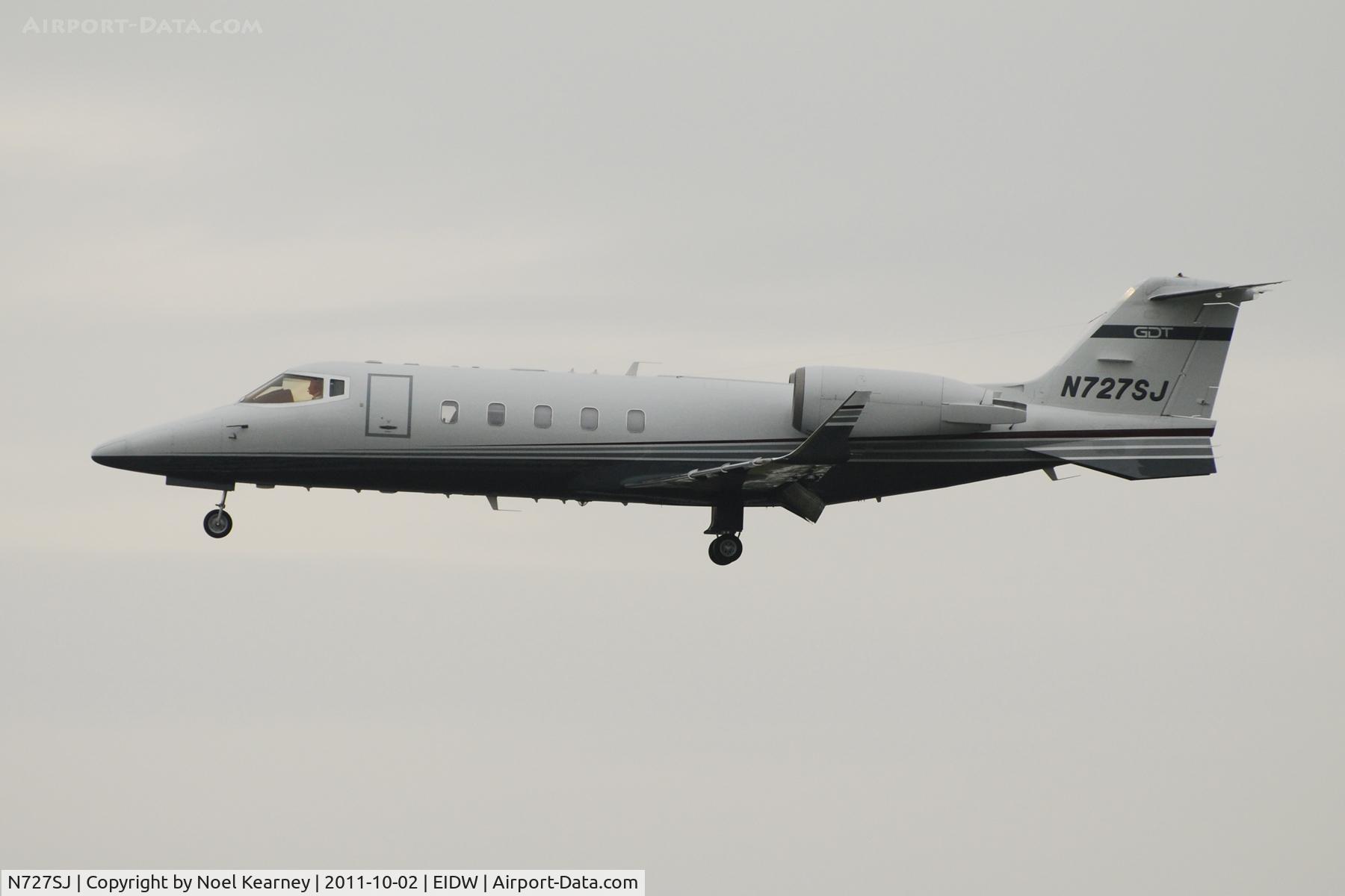 N727SJ, 1998 Learjet Inc 60 C/N 147, Landing Rwy 28 at EIDW.