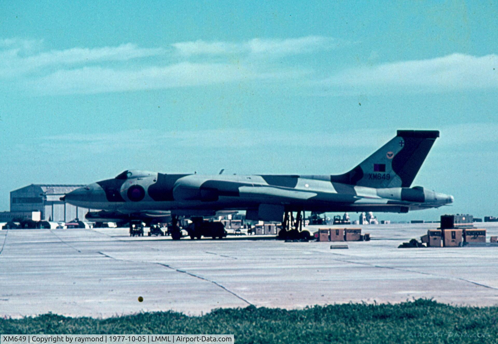 XM649, 1964 Avro Vulcan B.2 C/N Set 81, Vulcan XM649 9Sqd RAF